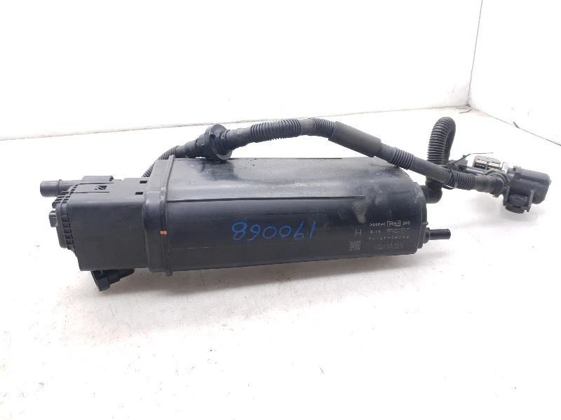 Bote de vapor de combustible Toyota Prius 16 17 18 77740-47110 Foto 3 de 4