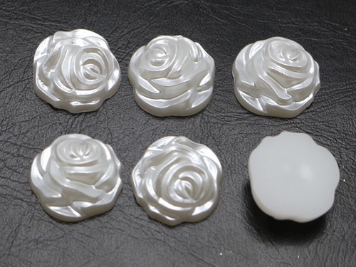 200 piezas Cabujón Flor Rosa Grabado Trasero Plano Perla Acrílico Blanco Puro 12 mm - Imagen 2 de 7