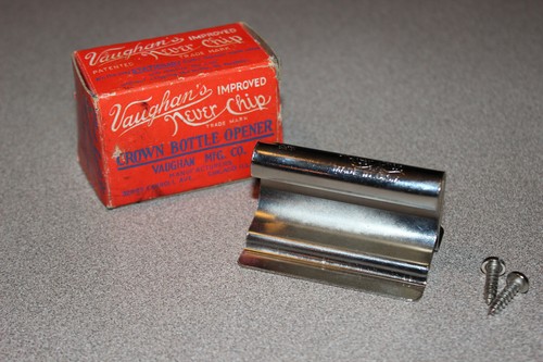 NOS Circa 1920 Mint in Box Vaughan's Never Chip Crown Bottle Opener Reading PA