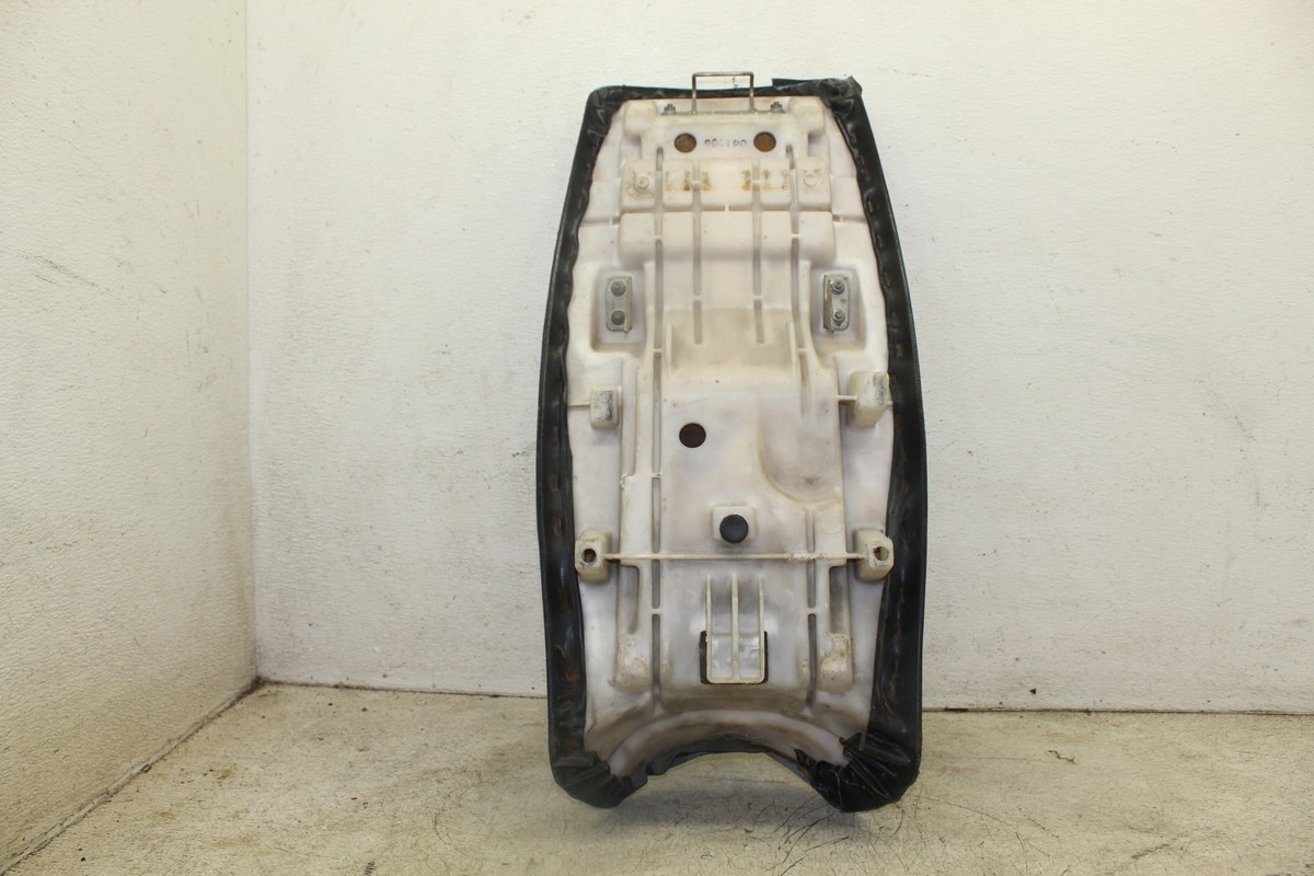 1991 KAWASAKI NINJA ZX11 FRONT REAR SEAT SADDLE I10 | eBay