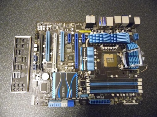ASUS P8P67 DELUXE REV. 1.03 Socket 1155 Intel® P67(B3)