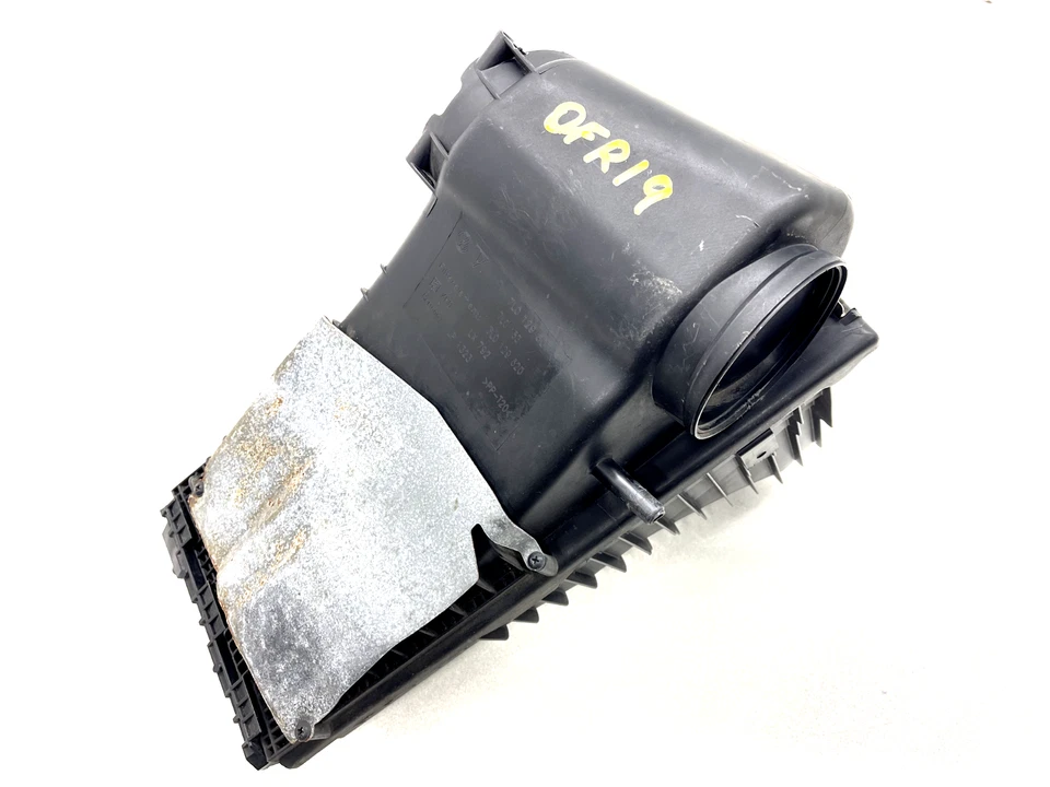 Porsche Cayenne 957 2008-2010 turbo lado del pasajero derecho filtro de aire caja carcasa Foto 2 de 4