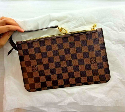 Louis Vuitton Damier Ebene Neverfull MM Pouch Wristlet Brown with Red interior