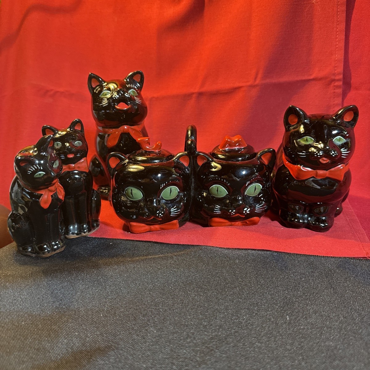 RARE Shafford BLACK Cat Collection, RedWare Japan R.D. 1951 Lot Of