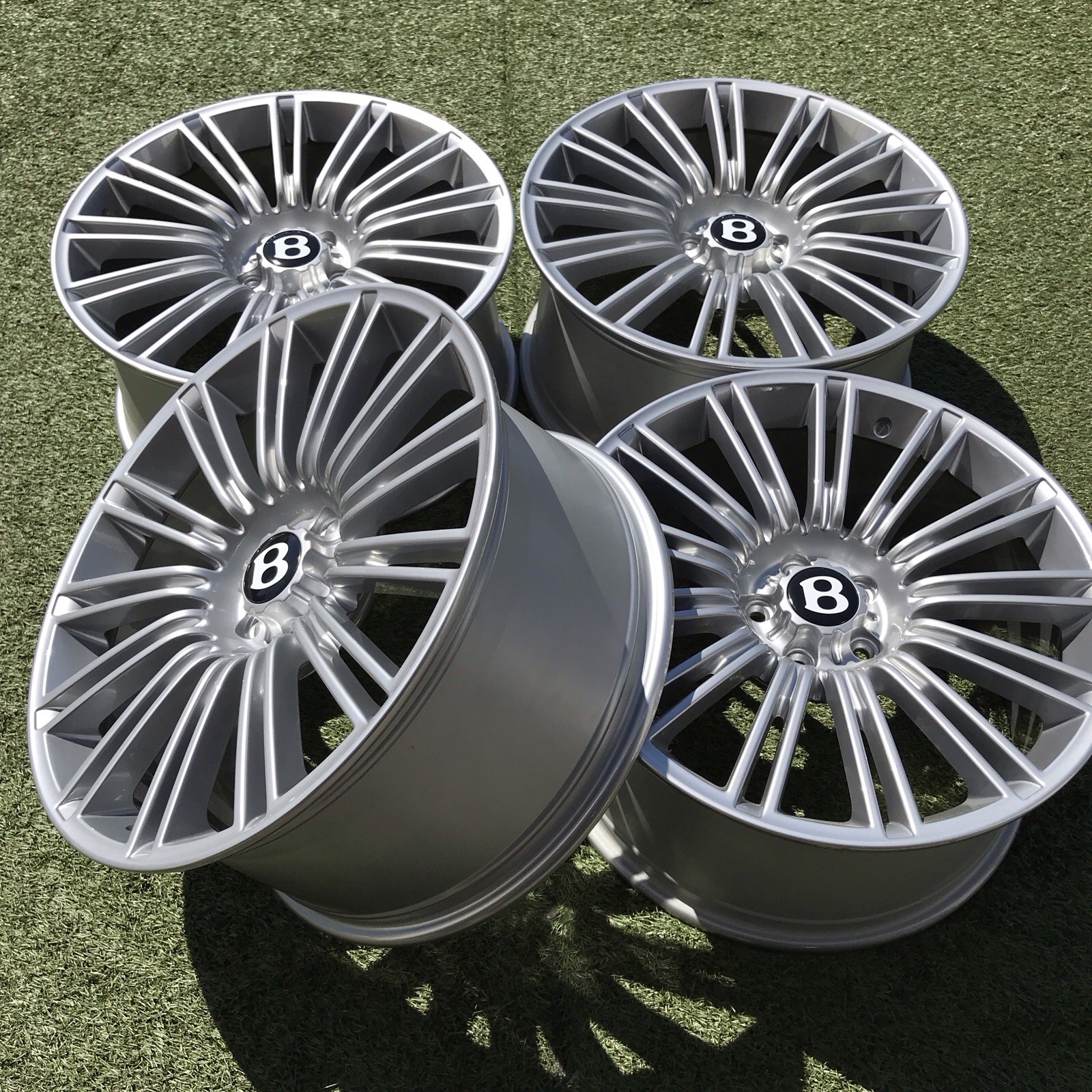 Bentley Flying Spur Wheel P/N 3W0601025AR