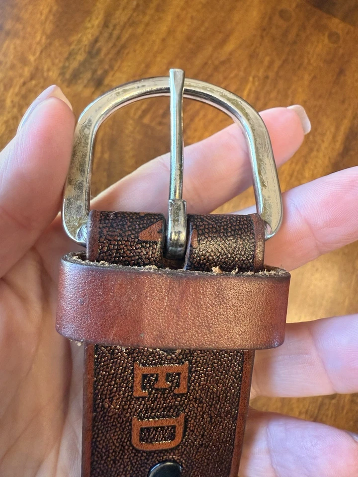 Cinturón de cuero marrón para hombre del ejército de Estados Unidos talla 34/36 hebilla plateada solo latón Inc. Foto 4 de 4