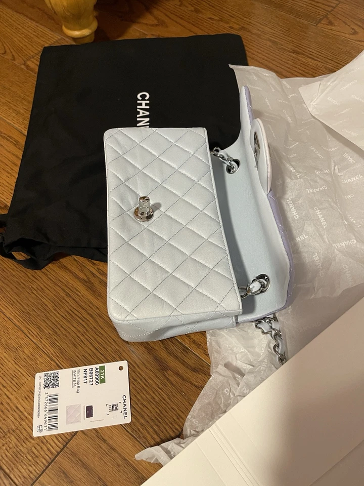 Chanel Mini Clásico Solapa Negro Auténtico Foto 4 de 4