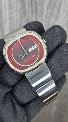 Mido Commander NOS Beauty Burgundy Automatic 25 Jewels Mens Wrist Watch Swiss