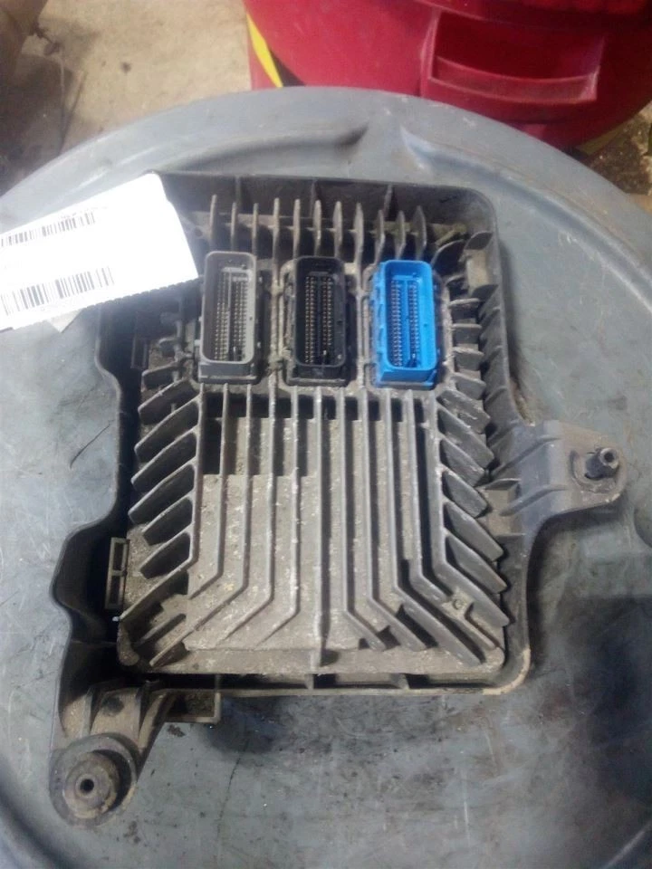 Módulo de control electrónico ECM del motor 3,6 L ID 12616889 compatible con 10-12 CTS 28820053 Foto 3 de 4