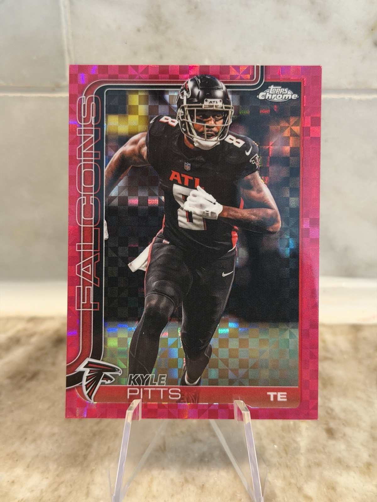 2025 Topps Chrome Football Xavier Watts Pink X-Fractor #393 Atlanta Falcons