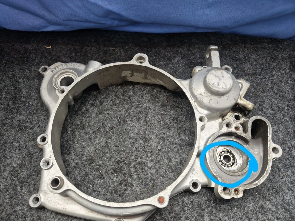 Cubierta de embrague interior lateral derecho Yamaha Yz 125 1991-1993 OEM Foto 2 de 4