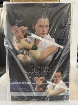 Hot Toys Star Wars: The Rise of Skywalker - Rey and D-O 1/6th Scale Collectible 