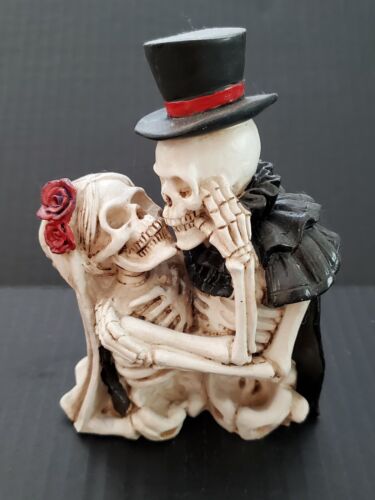 Day of the Dead Bride and Groom Figurine,  Decor 6" Tall  - Picture 1 of 5