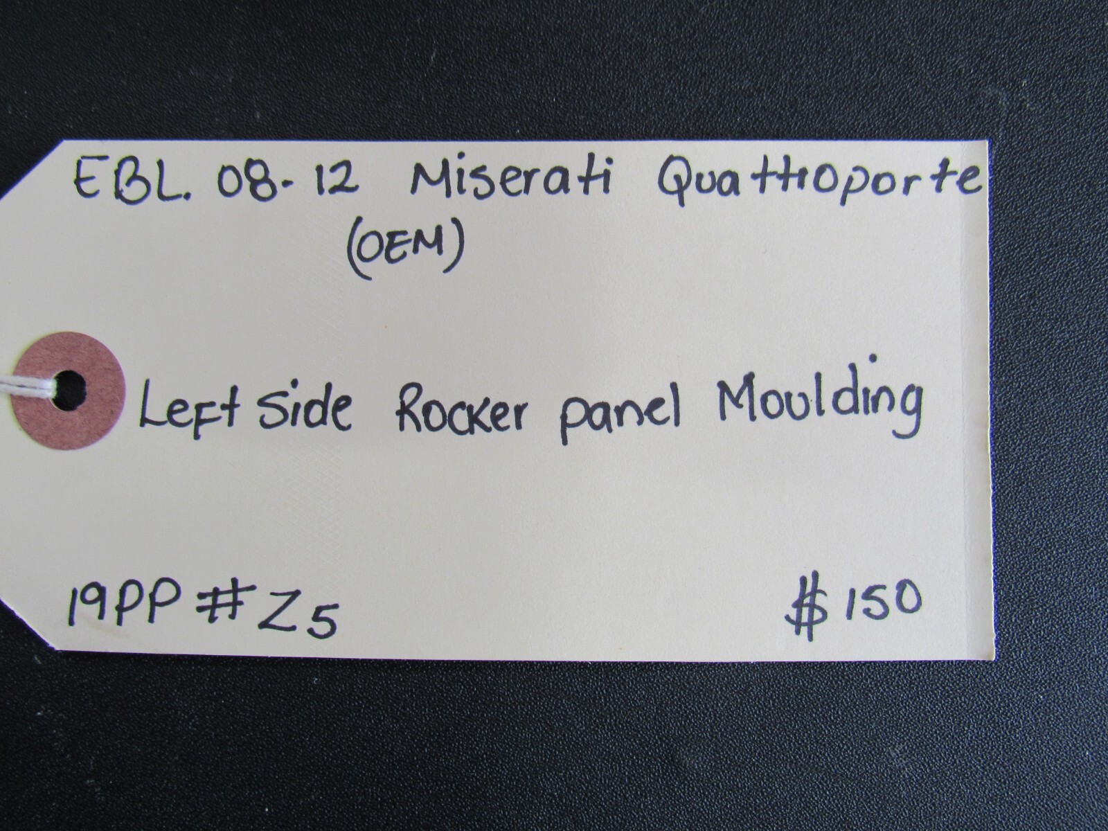 2008-2012 MASERATI QUATTROPORTE ORIGINAL LEFT SIDE ROCKET PANEL MOLDING