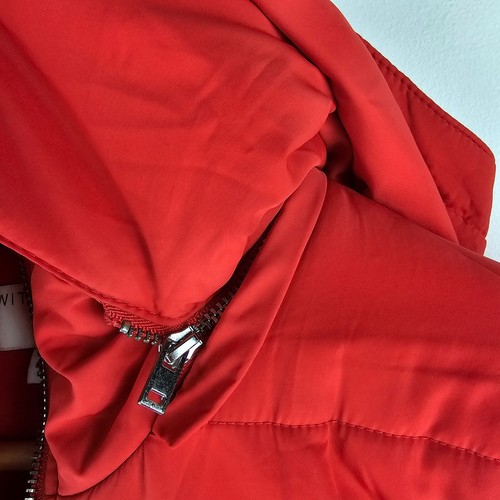 Witchery Puffer Jacket Womens 12 Red Zip Front Pockets Removable Hood Winter - Picture 9 of 9