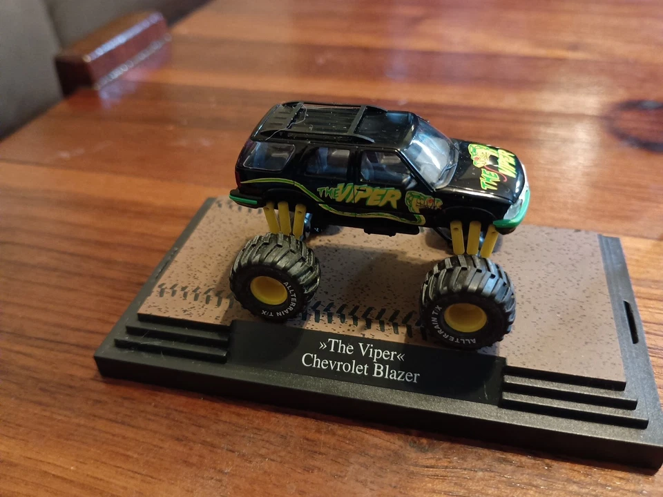 Vintage Busch 1/87 Chevrolet Blazer Monster Truck The Viper - Image 4 of 4