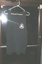 Women's Brand Name Active Black Top Size Large   C BOX 11