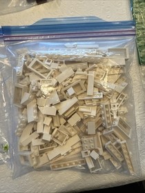 LEGO Creator Expert 10218 Pet Shop &ndash; 100% Complete w/ Minifigs, Box & Manuals