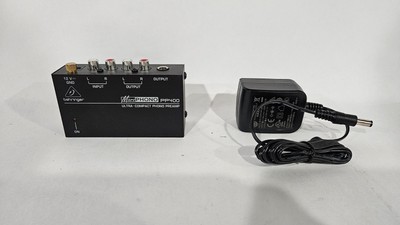Behringer Microphono Ultra-Compact Phono Preamp PP400- untested