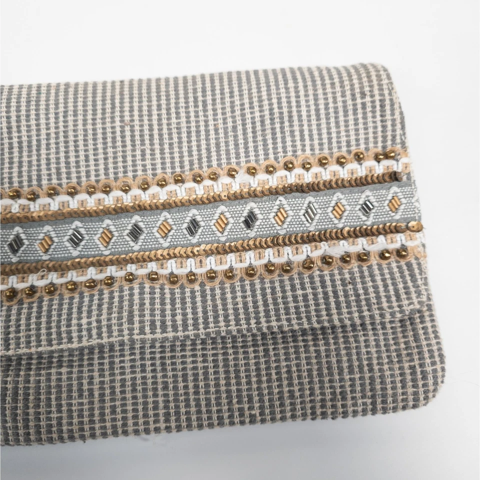 Bolso sin asas Merona gris con cuentas de algodón con lentejuelas 10 X 7 pulgadas elegante y elegante Foto 3 de 4