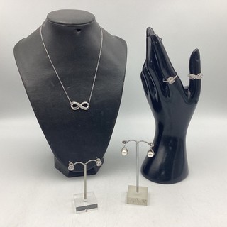 925 Sterling Silver Jewellery Bundle (Necklace Earrings Rings) 12.19g TE#8638