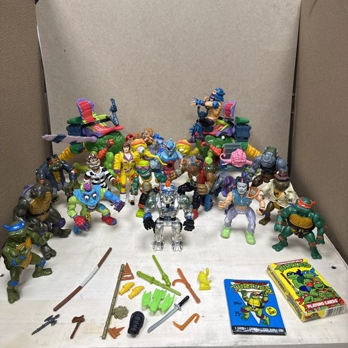 Vintage Teenage Mutant Ninja Turtles Figures + Accessories Lot 80s/90s