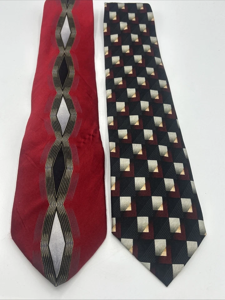 *GIORGIO BRUTINI* Lote de 2 corbatas para hombre 100 % seda USADAS negras 60” rojas 64” Foto 2 de 4