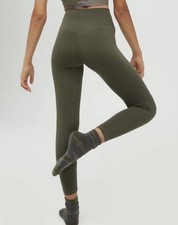 Aerie OFFLINE Real Me High Rise Olive Ankle Leggings Women’s Size M