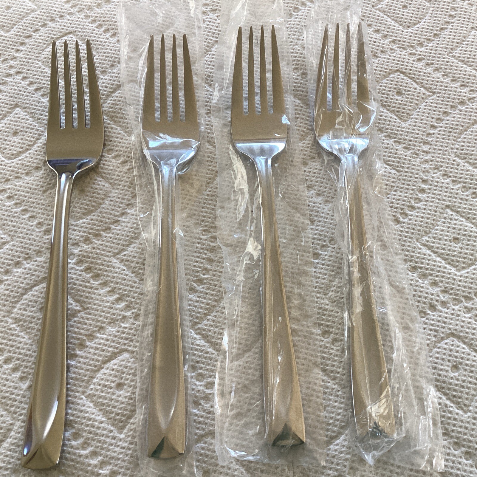 Oneida Satin Lincoln Salad Forks, New  Set 4