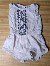 Vintage Old Navy Baby Girl Size 0-3 Months 100 Cotton Sleeveless Ivory Romper