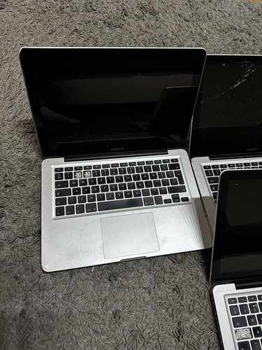 MacBook Pro ( Job Lots ) - Picture 2 of 4