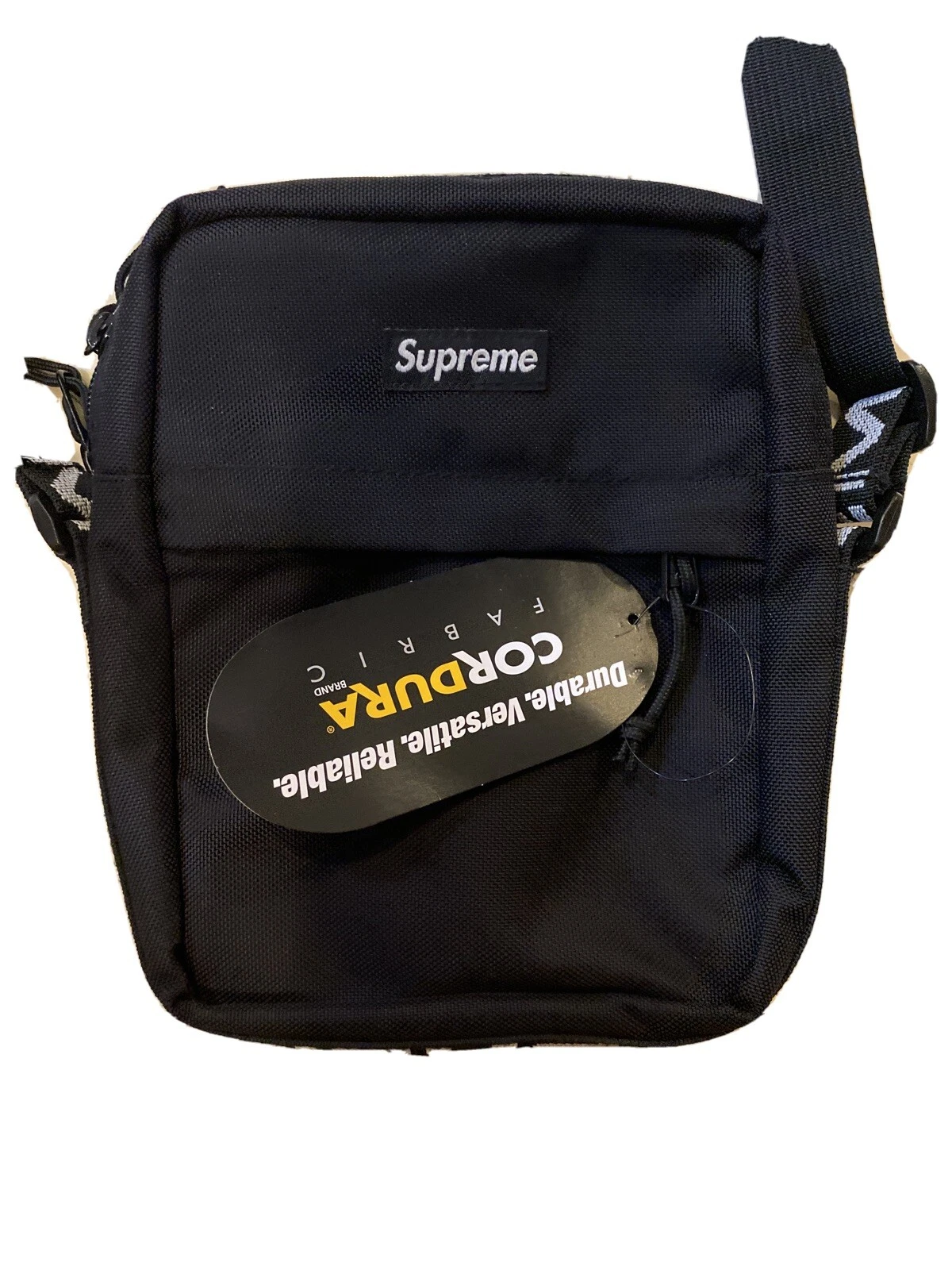 Sac bandoulière Supreme SS18 flambant neuf   tissu Cordura noir avec étiquettes