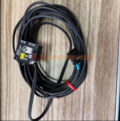 1PC Neu IN Box OMRON E3NC-LH02 Plc Modul