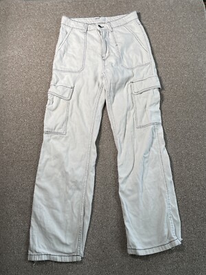 Bershka Damen Cargohose Hose Weiß Gr.34 Cargo Straight Loose