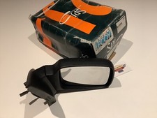 Retroviseur droit (ou coque) Ford COURRIER