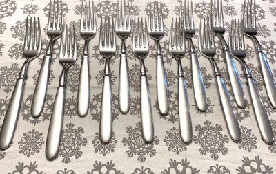 2 Vintage Cromargan WMF Finesse Spain Dinner Fork Glossy Stainless Pair Forks