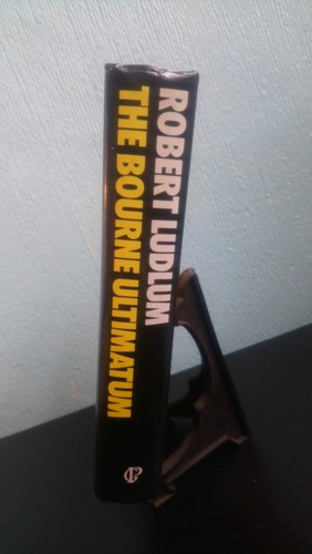 The Bourne Ultimatum By Robert Ludlum 1990 Hardback Book - Picture 3 of 6