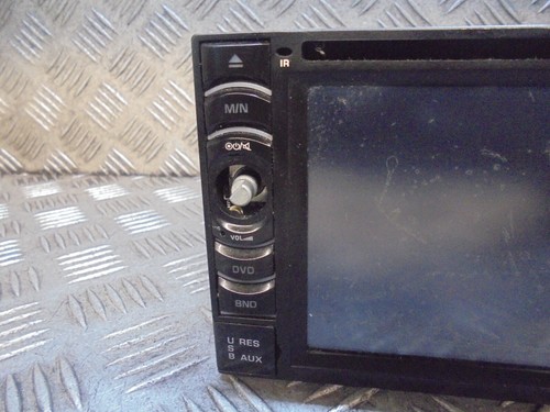 SAT NAV NAVIGATION SYSTEM 2 DIN DVD PLAYER USB AUX SD WITH ISO CABLE - Picture 2 of 5