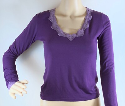Sharagano Top Fits Women XS Purple Lace Trim V-Neck Long Sleeve Fitted Y2K
