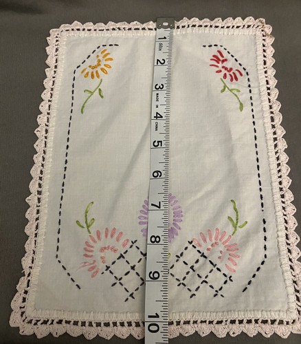 Vintage Lot of 2 Dresser Scarves/Doilies Embroidery & Crochet Handmade OOAK - Picture 8 of 10