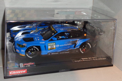 Carrera Digital 124 20023994 BMW M4 GT3 'Schubert Motorsport, No. 33' DT Slotcar
