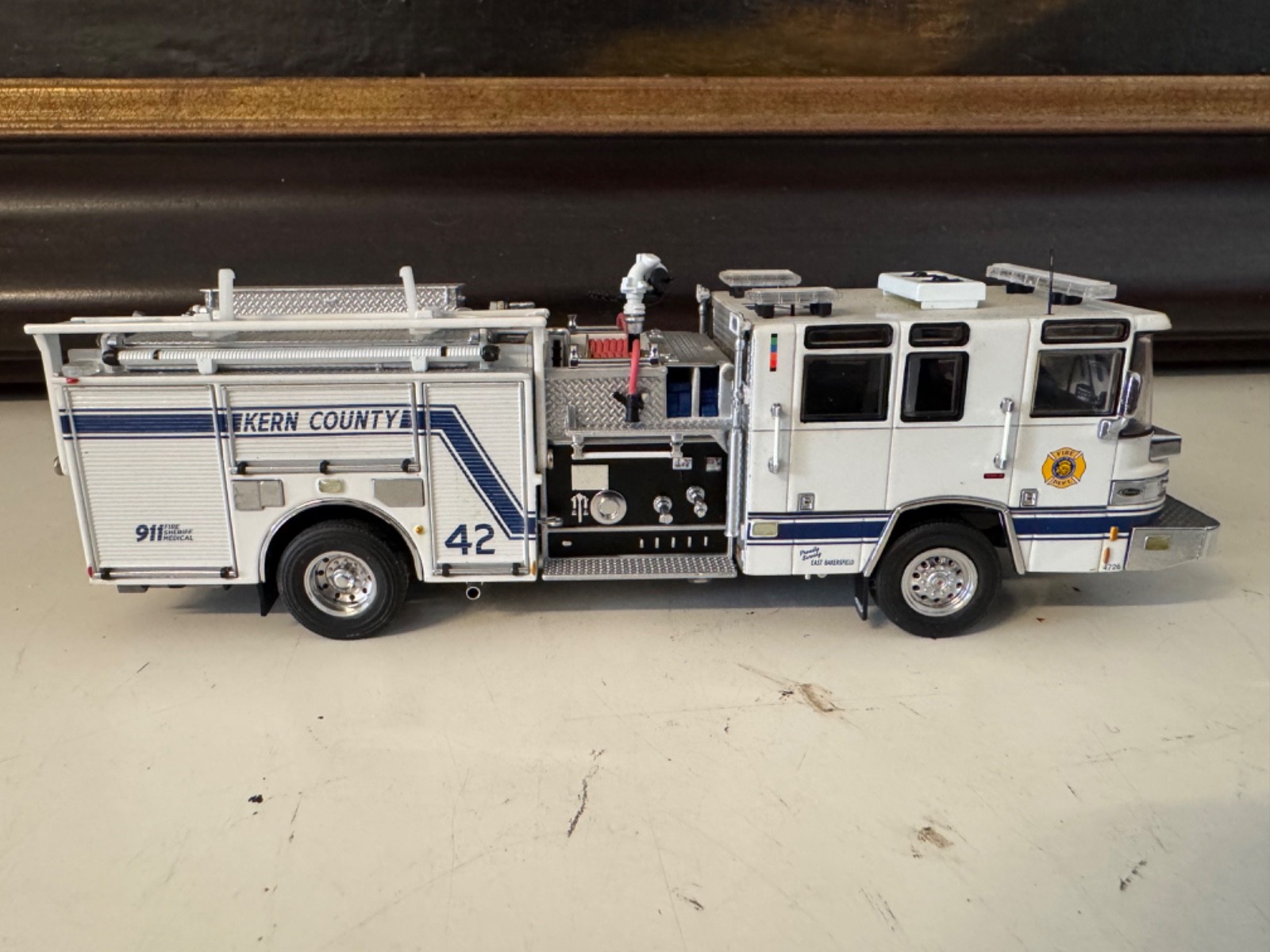 Twh Fire TWH Pierce Quantum Kern County Fire Engine 42 1:50 No Ladder | eBay