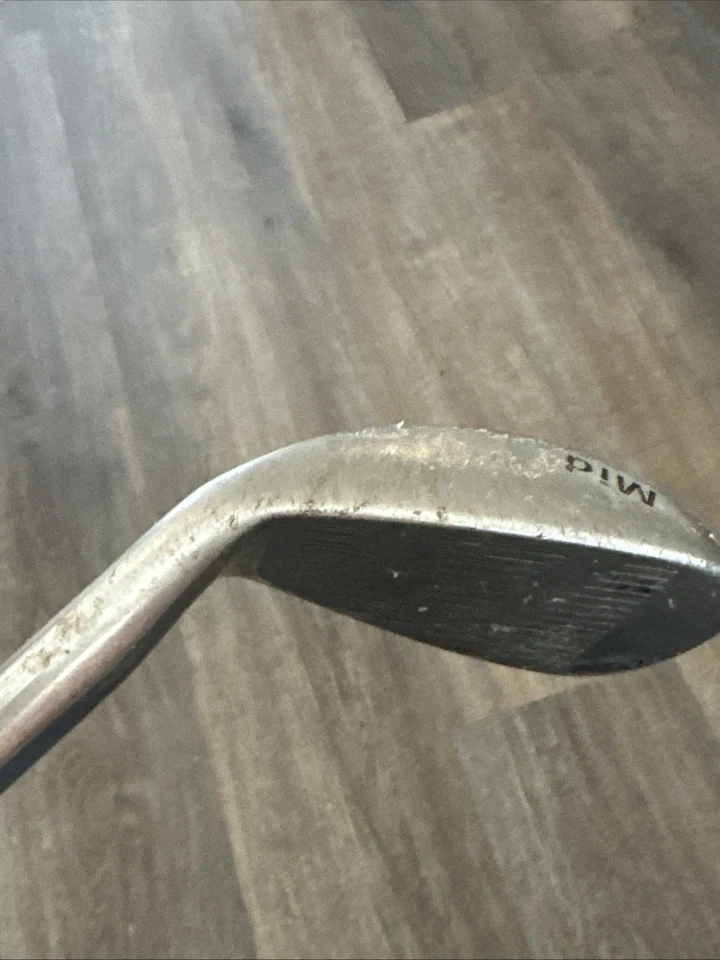 Nike RH Youth PW • Good Grip • Graphite Jr. 26” Long Good For 4-6 Year Olds - Image 4 of 4