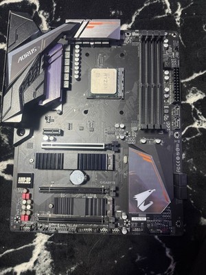 Gamingmainboard mit CPU Aorus B450 pro /AMD Ryzen 7 3700X