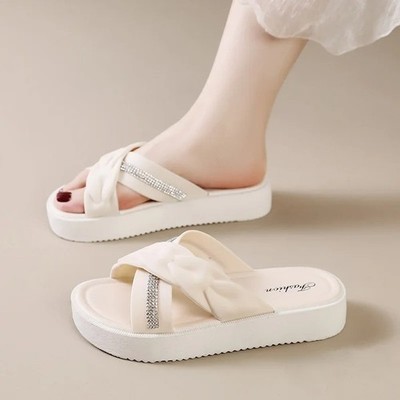 Damen Plateau Pantoletten Sandalen Blumen Freizeit Strand Sommer Hausschuhe