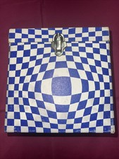Platter Pak Optical Illusion 45 box, Navy Checkers Optical Illusion No. 740