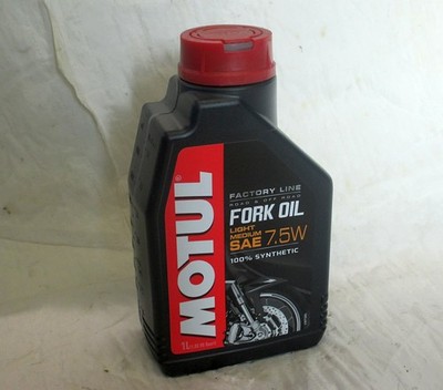 Gabelöl Motul 7,5W Fork Oil Factory Line Light/Medium 7,5W