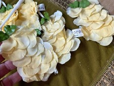 vintage 1940s millinery flower petals silk pad 1pc made in Germany butter yellow