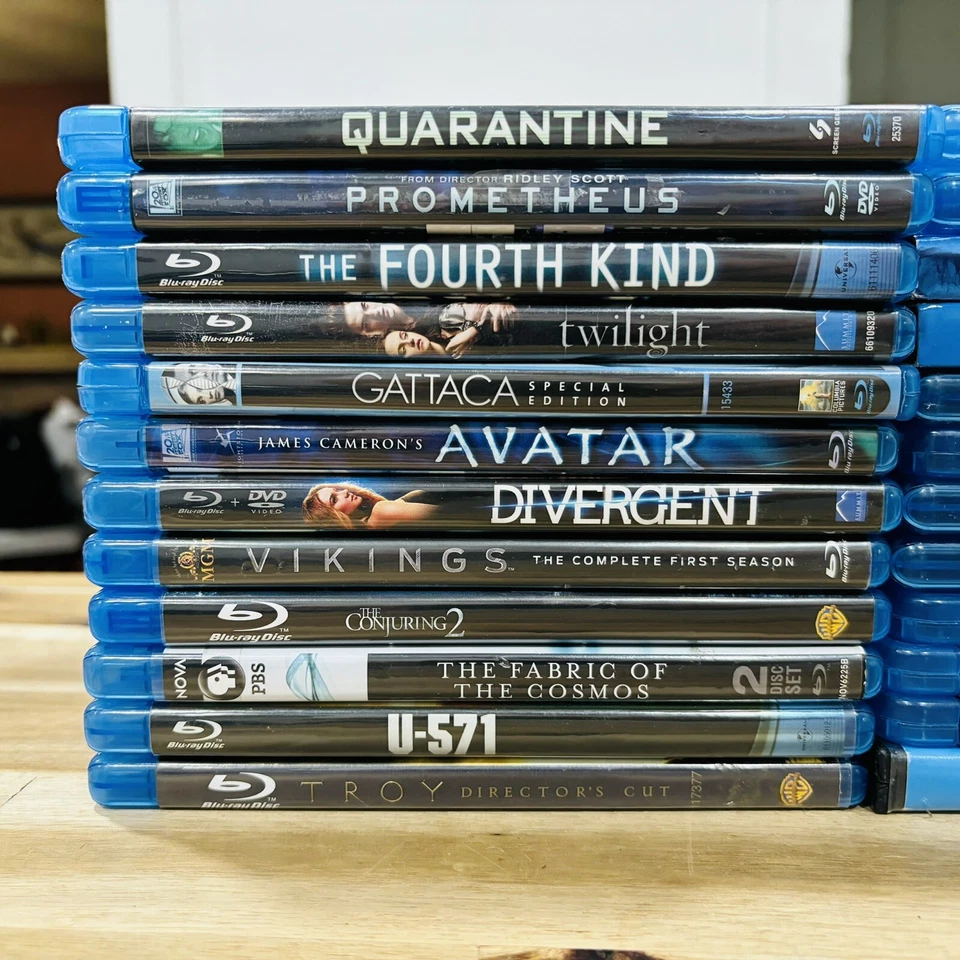 LOT OF 24 Titles Blu Ray movie lot Sci Fi Horror Action Fantasy Adventure Good - Image 2 of 3