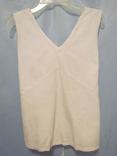 Junior's Accent Circles White Sleeveless V-Neck Shirt Dressy Tank Top Small-NWT